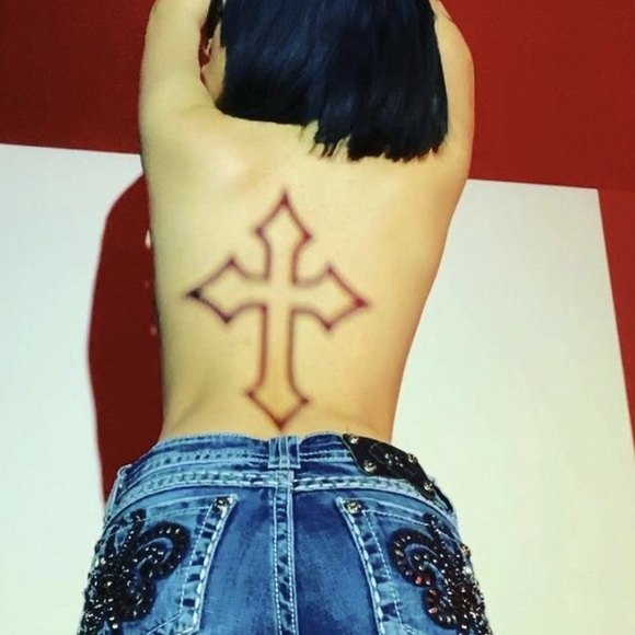 Meet your Posher, Talyah - Picture 1 of 1